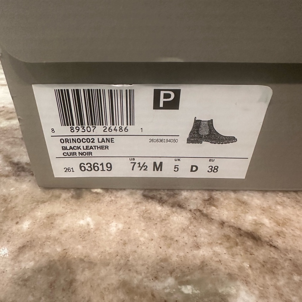 Clarks Orinoco2 Lane Black Leather Boots